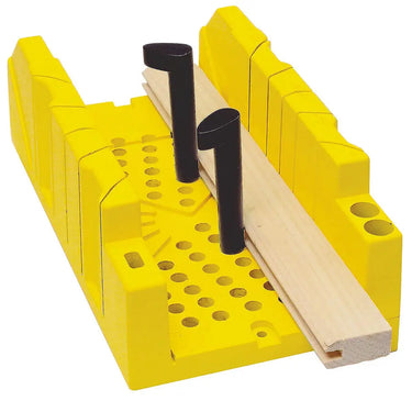STANLEY 1-20-600 - TAGLIACORNICI+SEGA CON BLOCCHI STANLEY